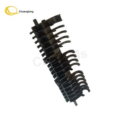 এটিএম মেশিনের যন্ত্রাংশ হিটাচি এইচসিএম গাইড উপরের প্লাস্টিক পুনরুদ্ধার গাইড SR7500v