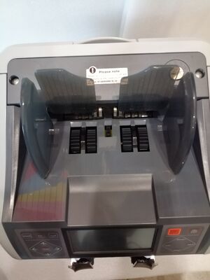 ভালো দাম HT-9100+ মুদ্রা কাউন্টার বিল কাউন্টার ইন্টেলিজেন্ট লটারি টিকেট বিল কাউন্টার অনলাইন