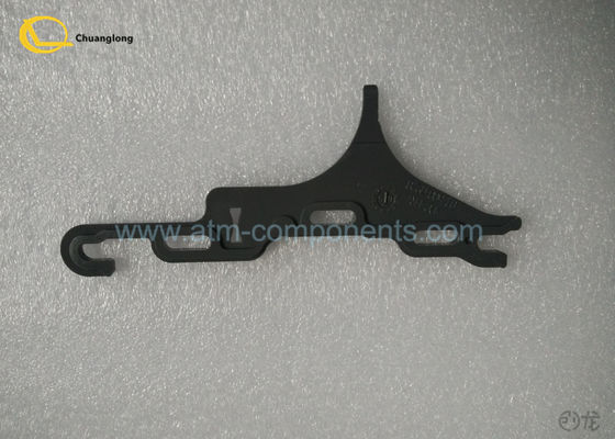 ভালো দাম লকিং ক্ল্যাম্প এটিএম ক্যাসেট যন্ত্রাংশ পোর্টেবল প্লাস্টিক উপাদান 1750041928 পি / এন অনলাইন